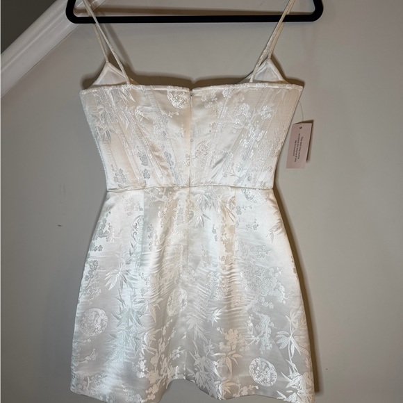 SAU LEE Joey Dress in White - Size 2 (NWT) - Picture 9 of 12